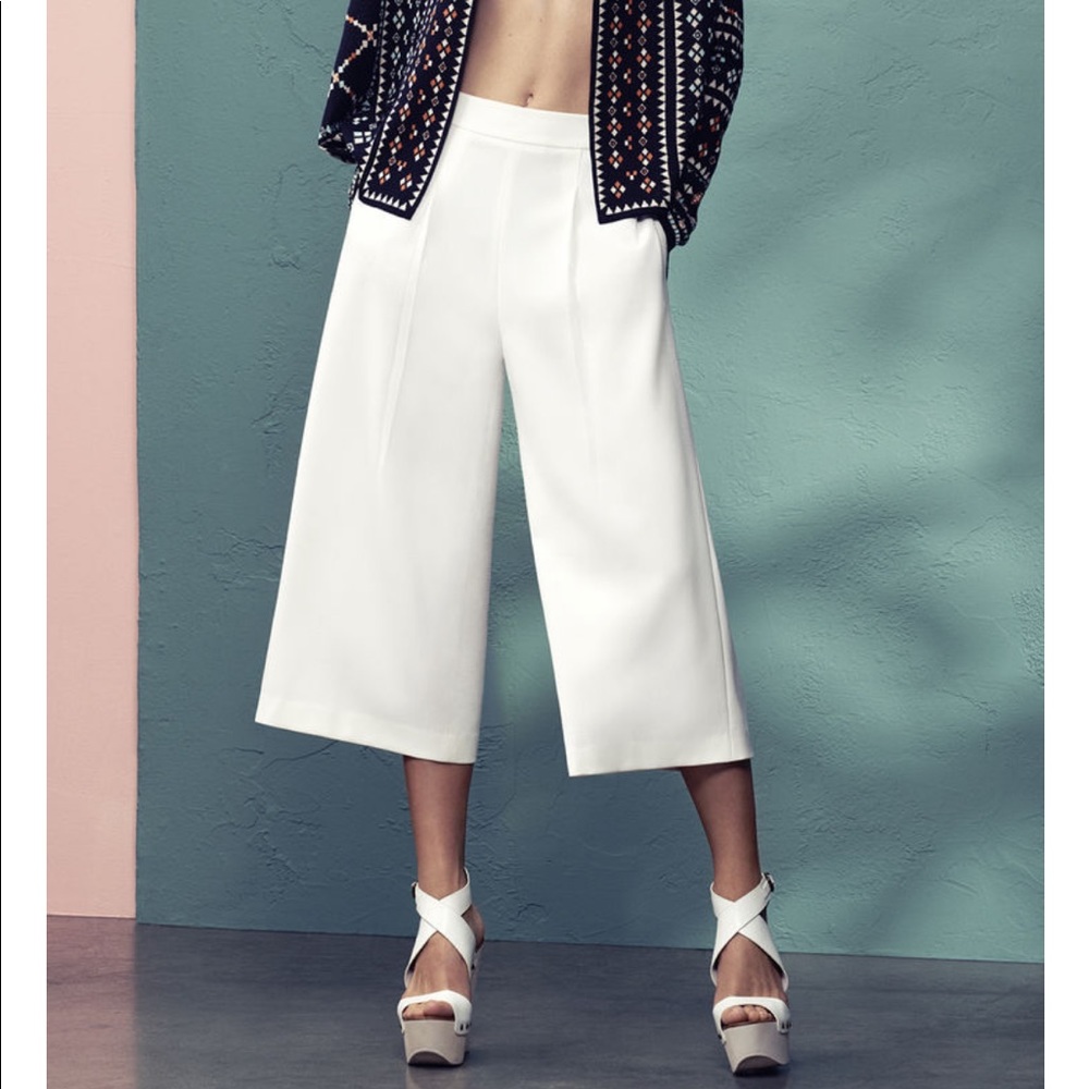 BCBG MaxAzria white culottes pants